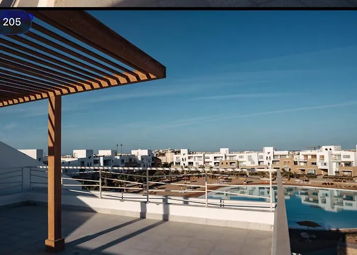 Swan Lake, 3 Bedrooms, Roof Apartment El Gouna